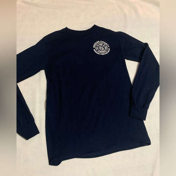 Blue T - Picture 1 of 3